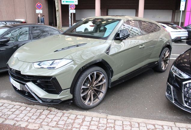 Lamborghini Urus S
