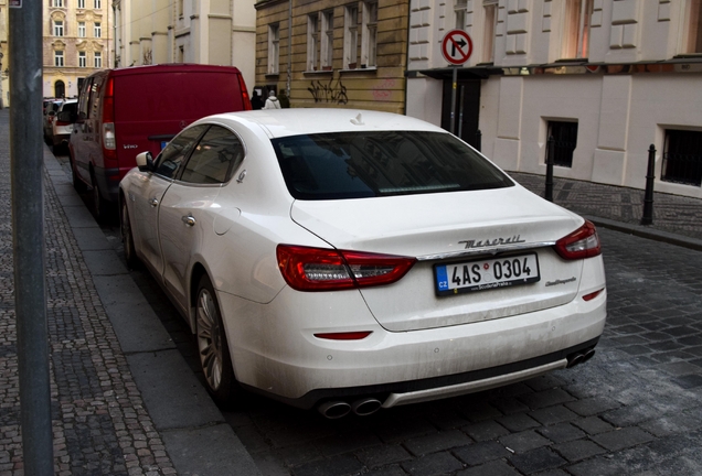 Maserati Quattroporte S 2013