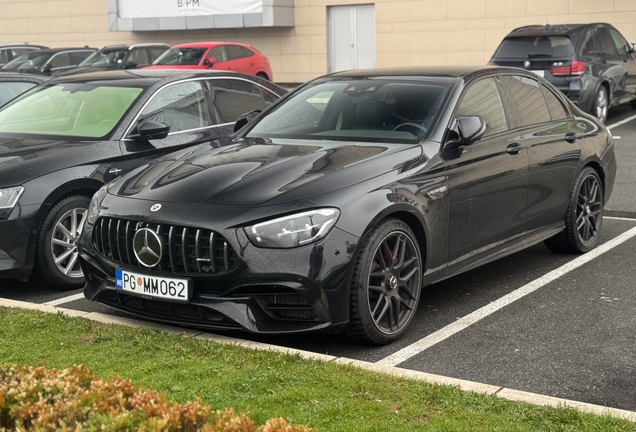 Mercedes-AMG E 63 S W213 2021