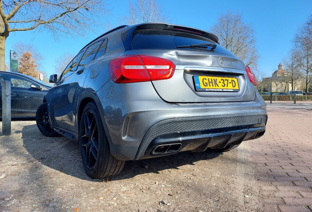 Mercedes-Benz GLA 45 AMG X156