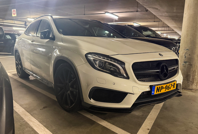 Mercedes-Benz GLA 45 AMG X156