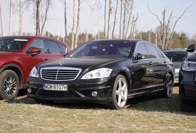 Mercedes-Benz S 63 AMG W221
