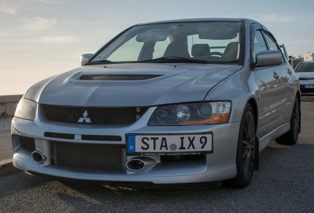 Mitsubishi Lancer Evolution IX