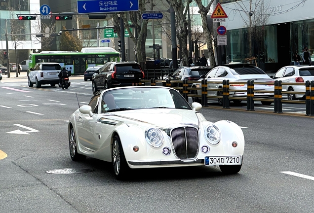 Mitsuoka Himiko