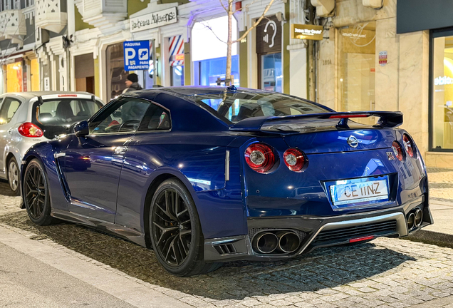Nissan GT-R 2017