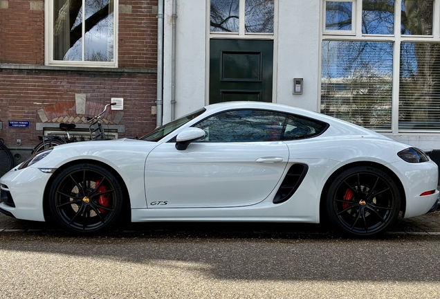 Porsche 718 Cayman GTS