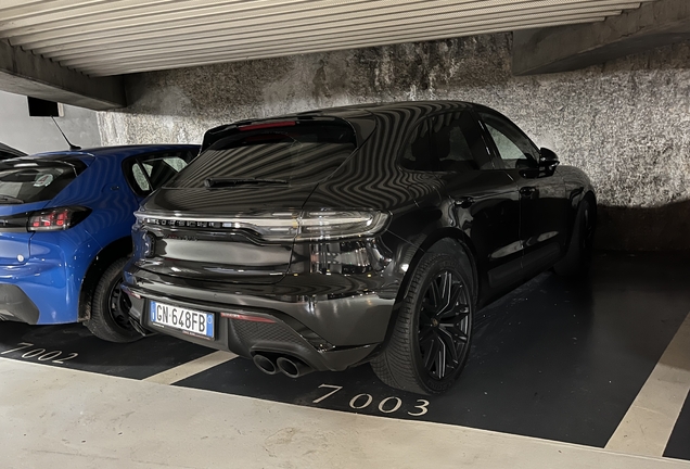 Porsche 95B Macan GTS MkIII