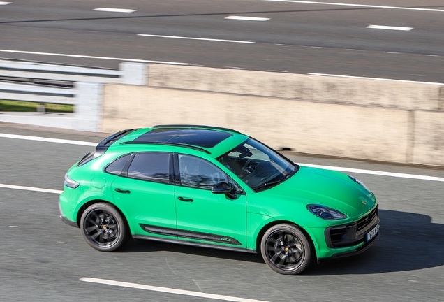 Porsche 95B Macan GTS MkIII