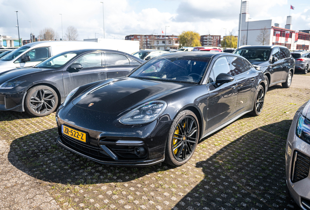 Porsche 971 Panamera Turbo S E-Hybrid MkI