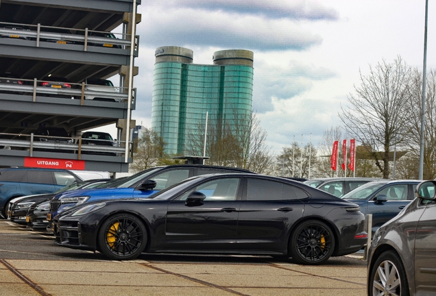 Porsche 972 Panamera Turbo S E-Hybrid