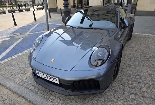 Porsche 992 Carrera 4 GTS MkII