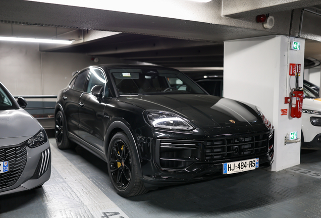 Porsche Cayenne Coupé Turbo E-Hybrid