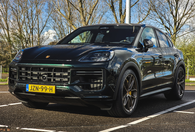 Porsche Cayenne Coupé Turbo E-Hybrid