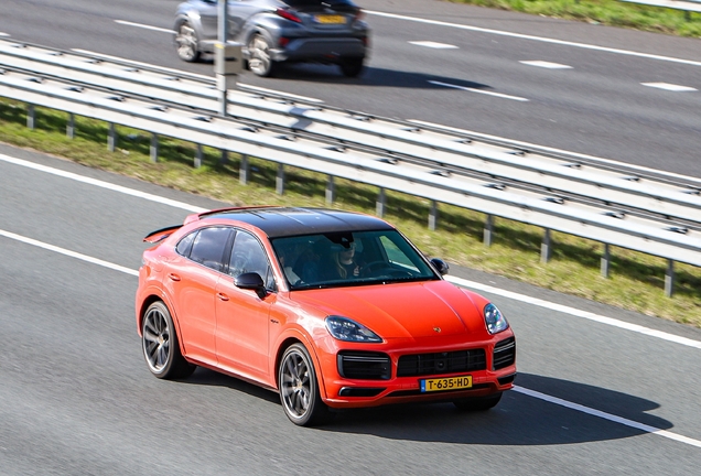 Porsche Cayenne Coupé Turbo S E-Hybrid