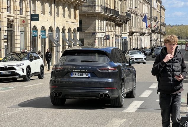 Porsche Cayenne Turbo S E-Hybrid