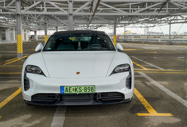 Porsche Taycan Turbo MkI