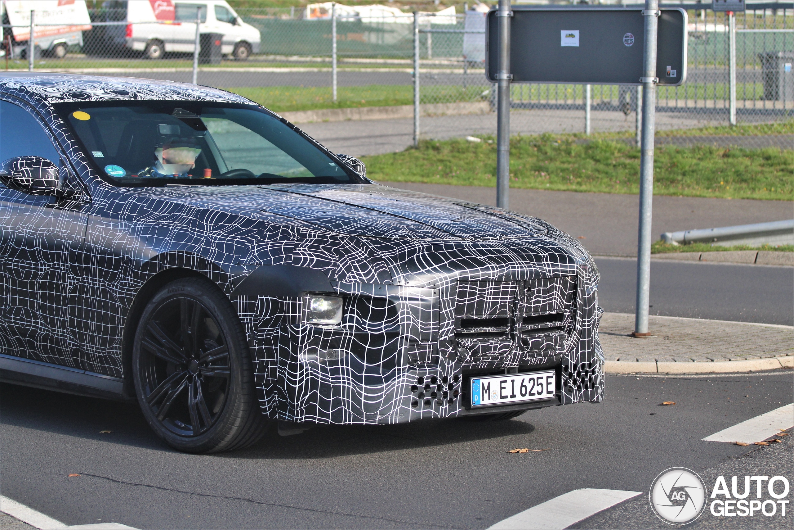 BMW M760e xDrive 2026