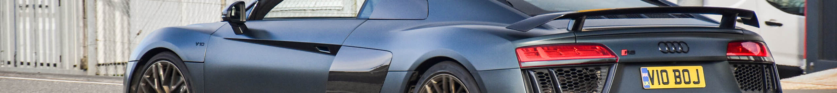 Audi R8 V10 Plus 2015