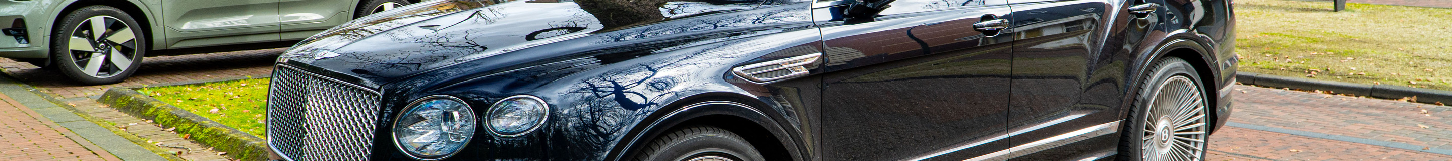 Bentley Bentayga Azure