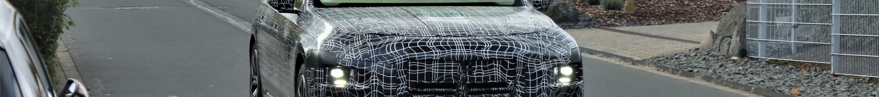 BMW M760e XDrive G70 2026