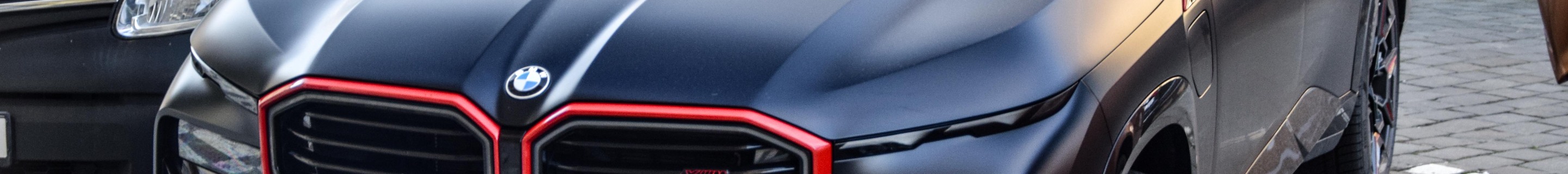 BMW XM G09 Label Red