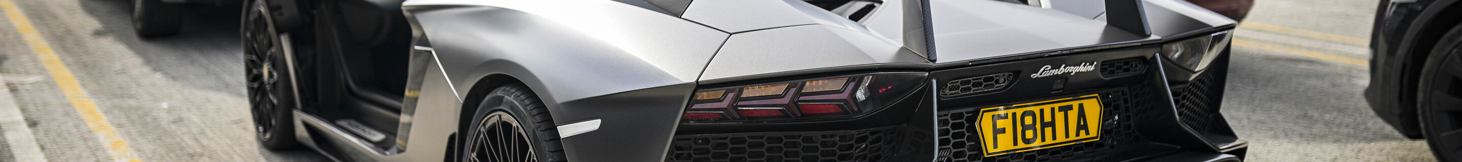 Lamborghini Aventador LP700-4 Roadster