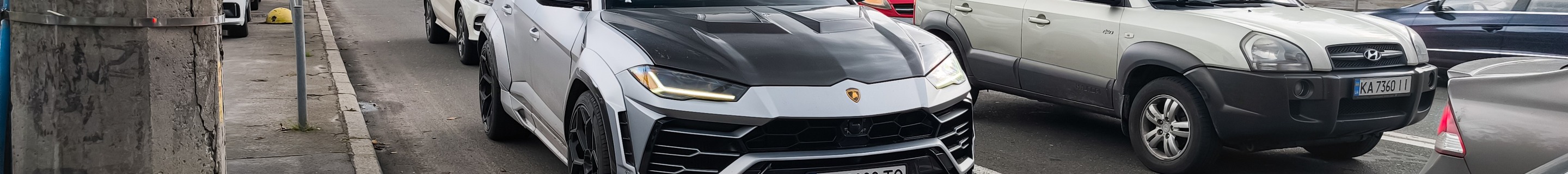 Lamborghini Urus 1016 Industries