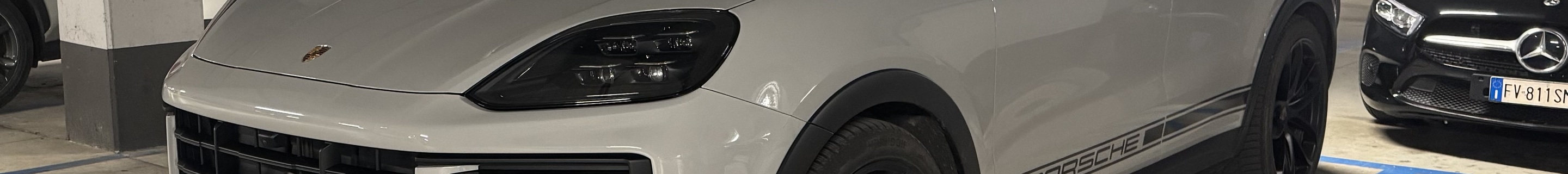 Porsche Cayenne Coupé Turbo E-Hybrid