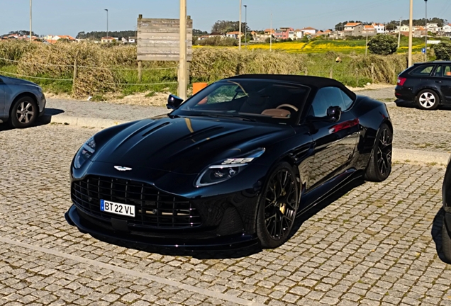 Aston Martin DB12 Volante