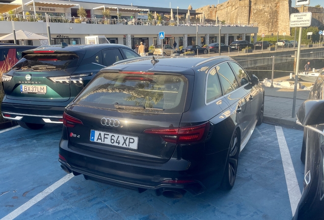 Audi RS4 Avant B9