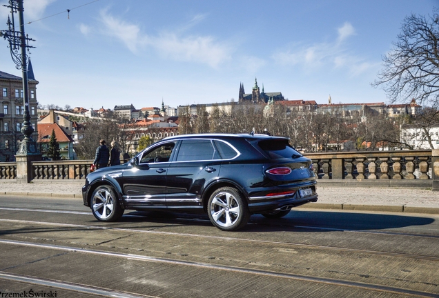 Bentley Bentayga Azure 2024