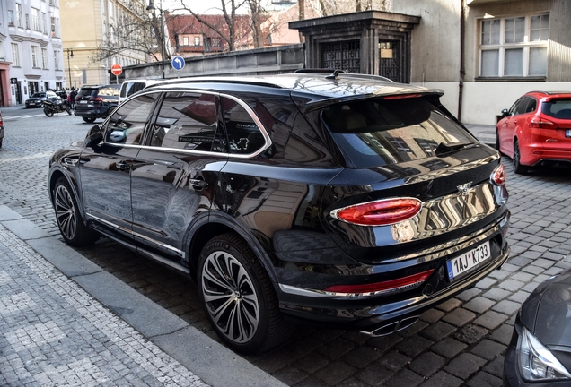 Bentley Bentayga V8 2021