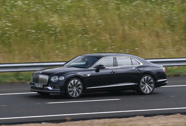 Bentley Flying Spur V8 2021
