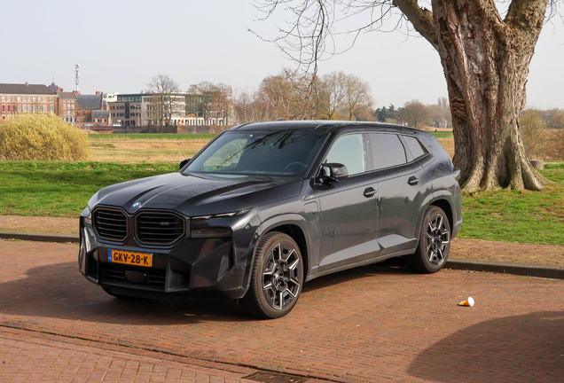 BMW XM G09