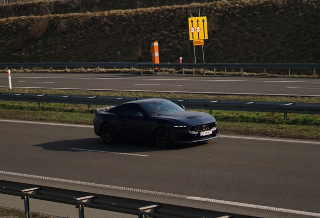 Ford Mustang Dark Horse 2024