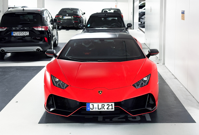 Lamborghini Huracán LP640-4 EVO