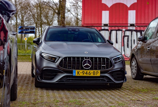 Mercedes-AMG A 45 S W177