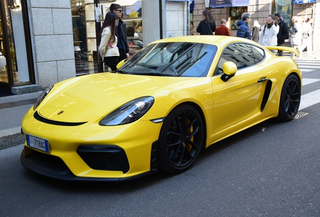Porsche 718 Cayman GT4