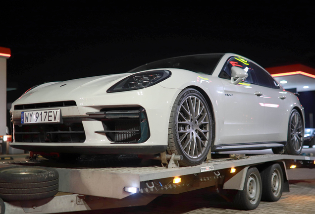 Porsche 972 Panamera Turbo E-Hybrid