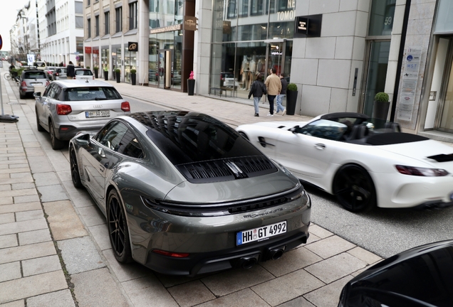 Porsche 992 Carrera 4 GTS MkII