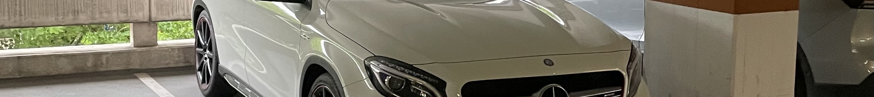 Mercedes-Benz GLA 45 AMG Edition 1