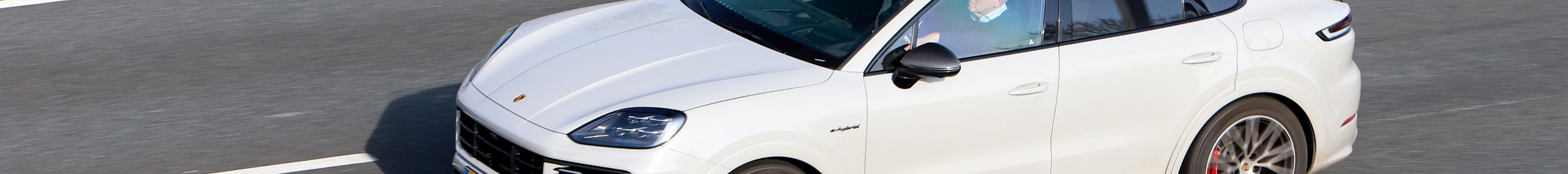 Porsche Cayenne Coupé Turbo E-Hybrid