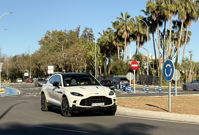 Aston Martin DBX707