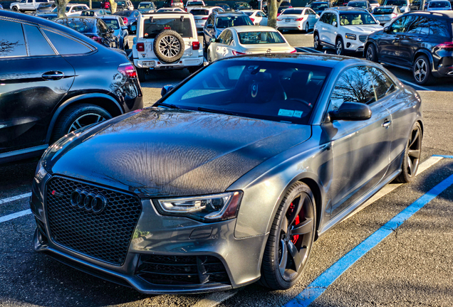 Audi RS5 B8 2012
