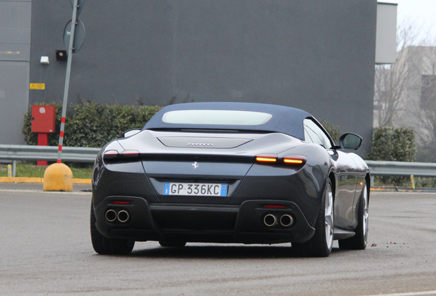 Ferrari Roma Spider