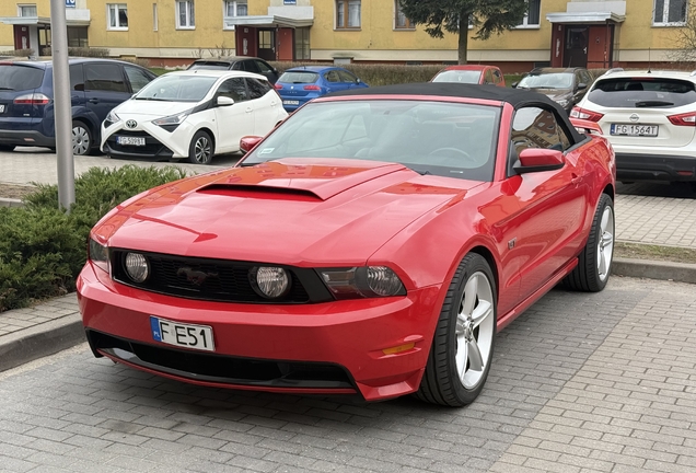 Ford Mustang GT Convertible 2010
