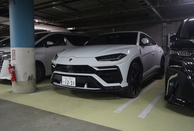 Lamborghini Urus