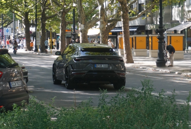 Lamborghini Urus Performante