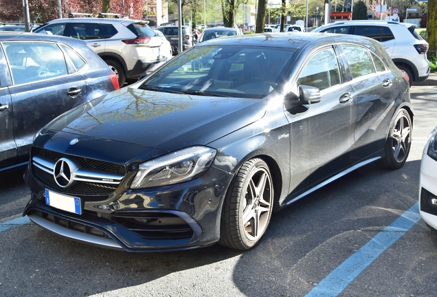 Mercedes-AMG A 45 W176 2015