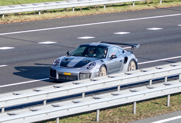 Porsche 991 GT2 RS Weissach Package